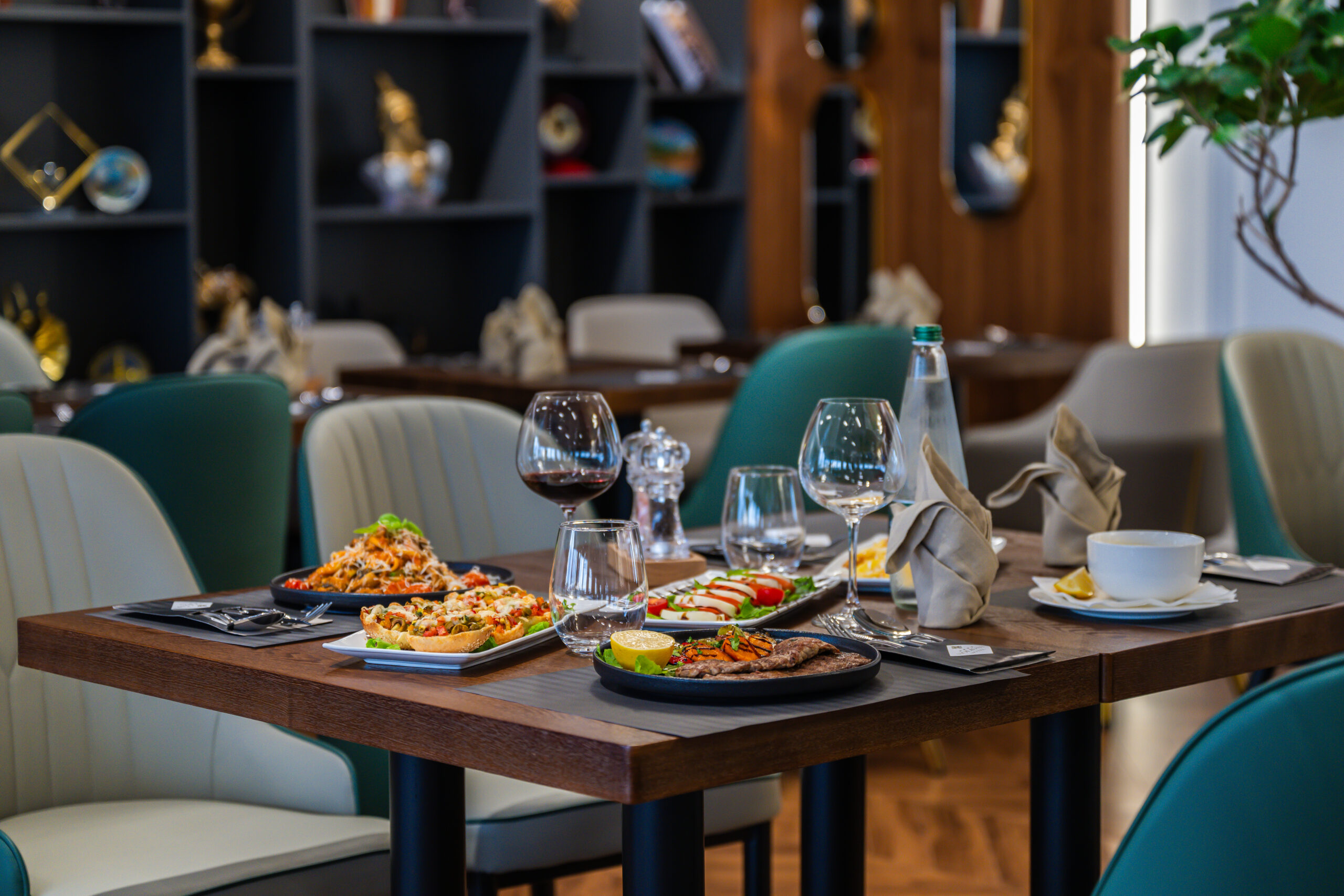 Holiday Hotel restaurant